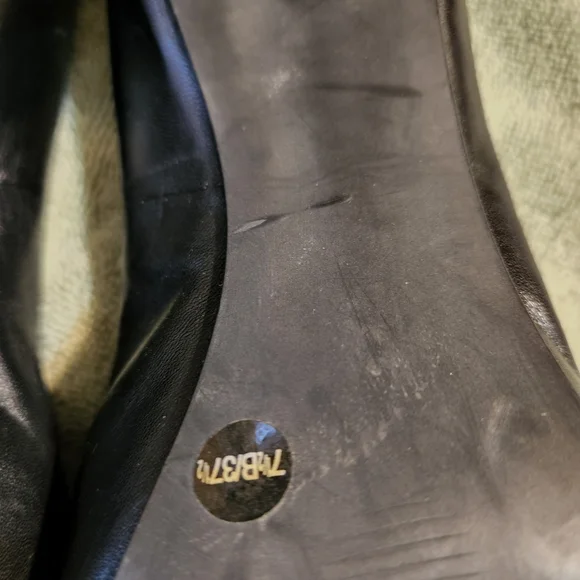 Jessica Simpson peep toe with two tone heel - Picture 8 of 8